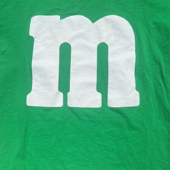 M&M M m cropped graphic tee Green m &m Size M HD 100% cotton Fruit of the loom - Picture 2 of 5